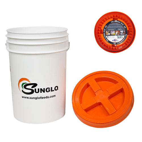 Matthews Feed Christmas Gift Bucket